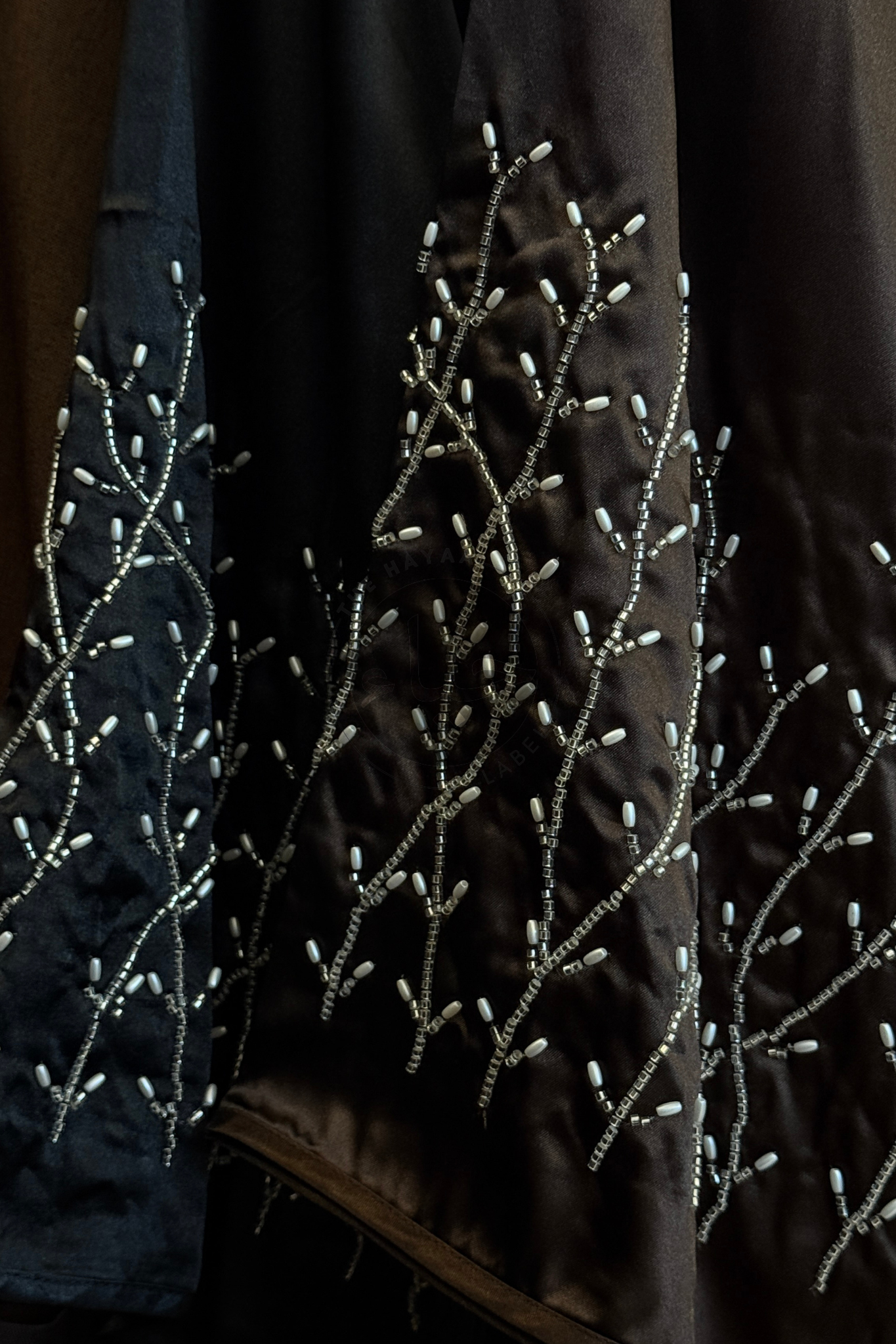Beaded sleeve abaya