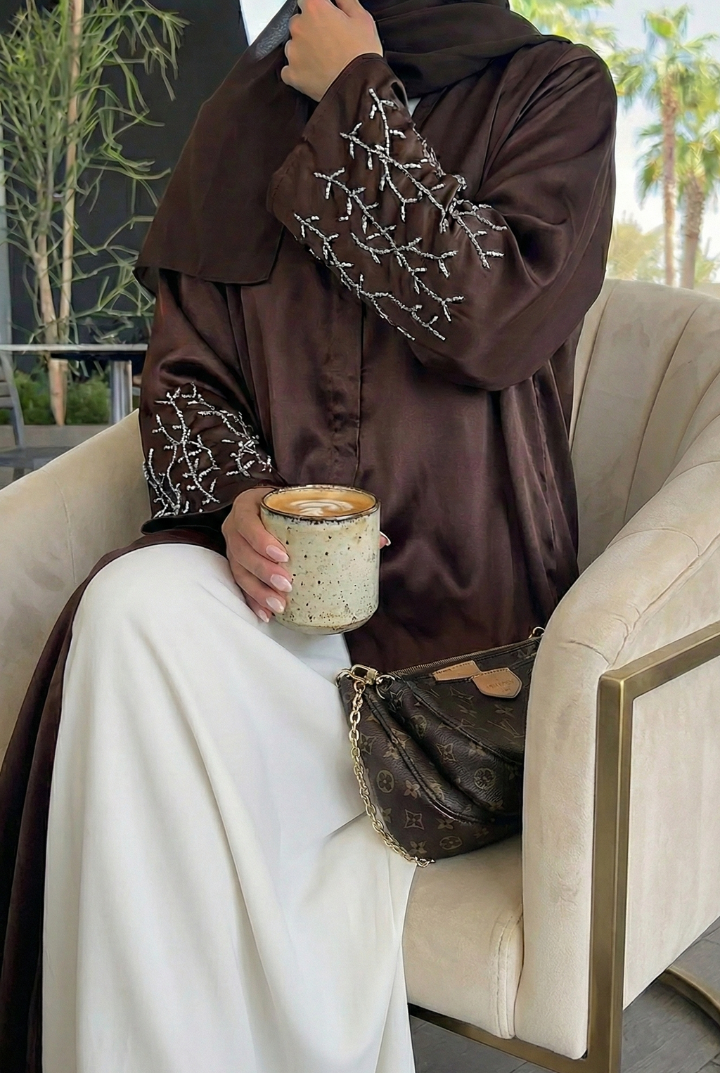 Beaded sleeve abaya